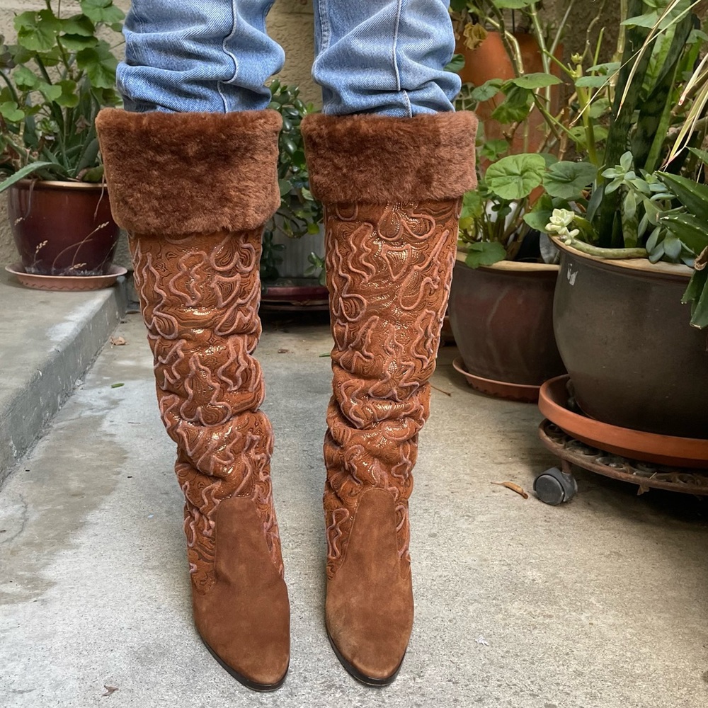 Vintage orange/brown Manolo Blahnik over the knee leather boots in original box - Picture 3 of 17